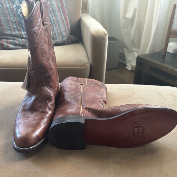 Justin Ropers - Picture 3 of 3